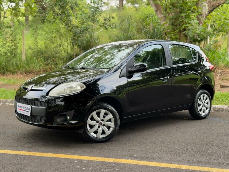 PALIO 1.4 ATTRACTIVE 4P PRETO